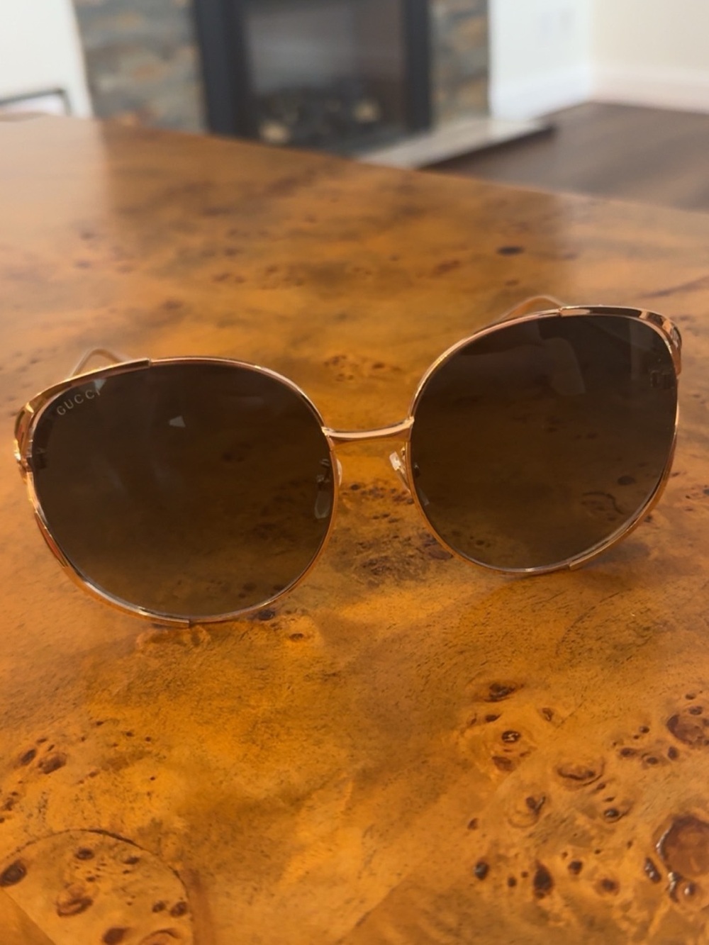 Gucci Sunglasses GG0225S. Gold frame with green and red GG detail - Picture 3 of 11
